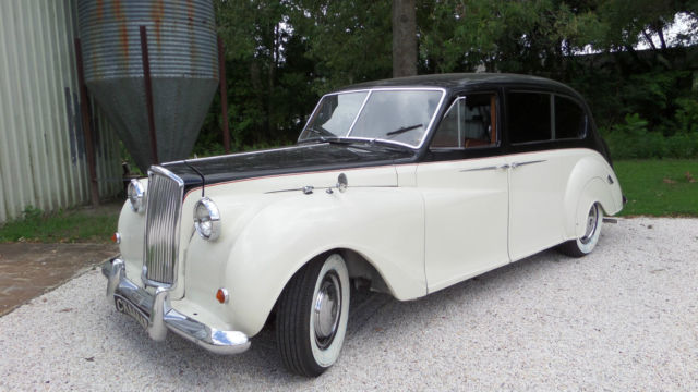 1965 austin princess limousine with divider
