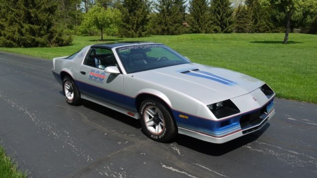 1982 chevrolet camaro pace car - only 35,379 actual miles! one owner