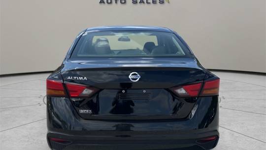 2022 Nissan Altima