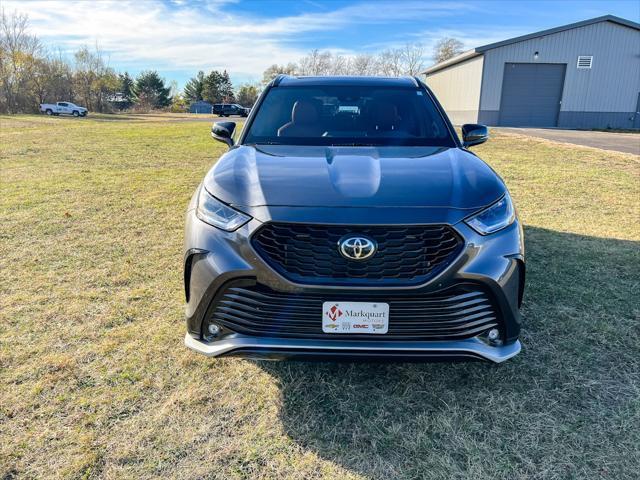 2021 toyota highlander xse