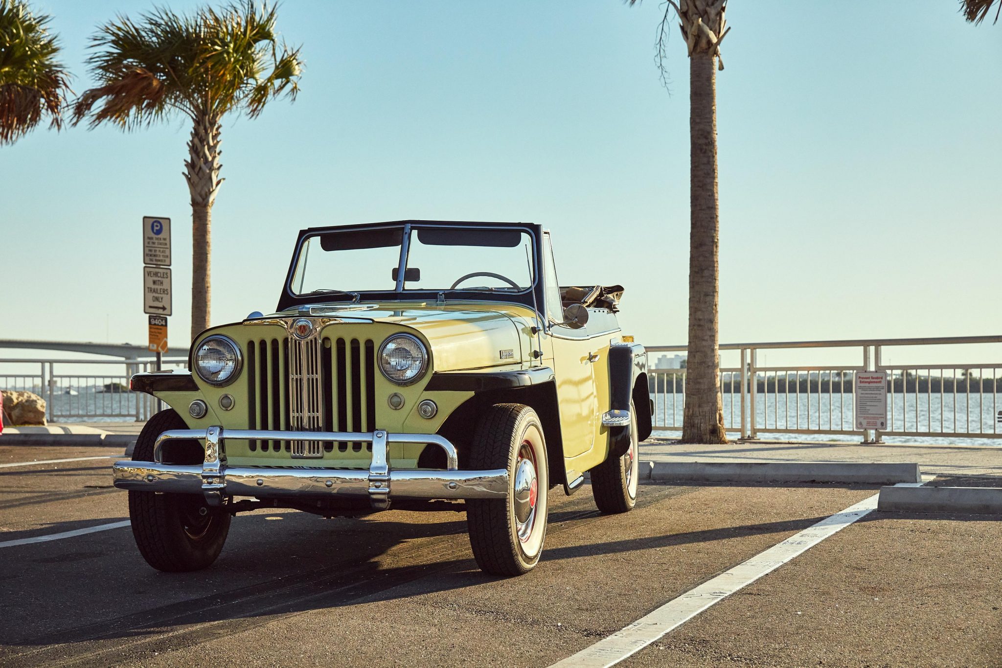 1949 willys-overland jeepster