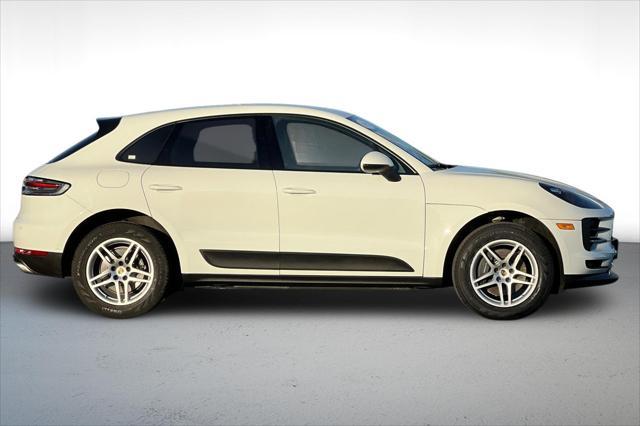 2020 porsche macan base