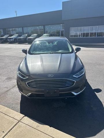 2019 ford fusion sel