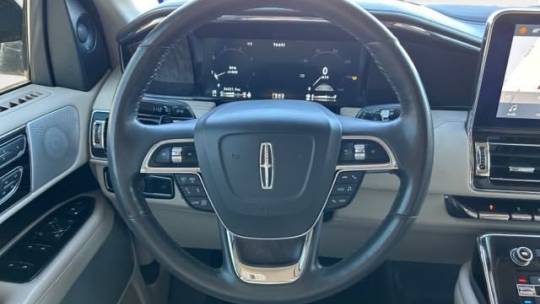 2019 lincoln navigator reserve