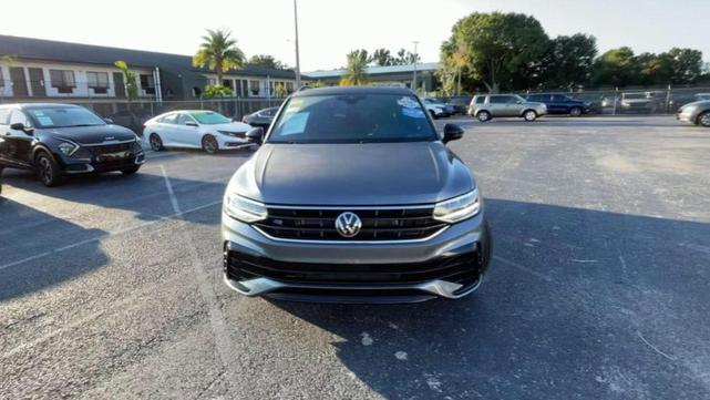 2024 volkswagen tiguan 2.0t se r-line black