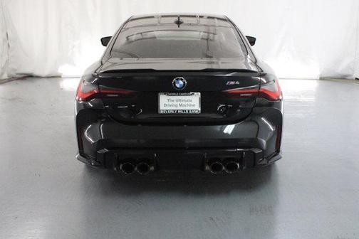 2022 bmw m4