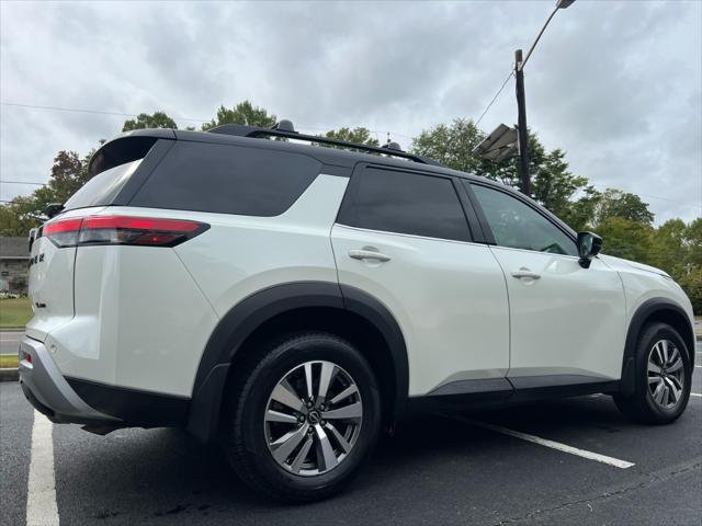 2023 nissan pathfinder sl 4wd