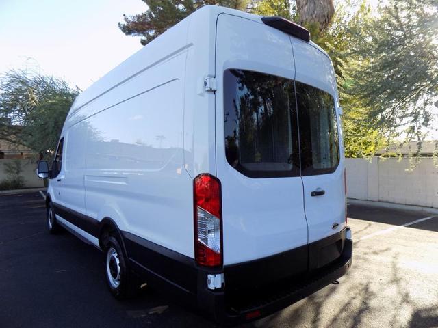 2021 ford transit-250 base