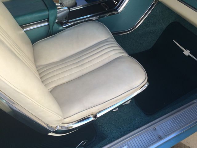 1965 ford thunderbird convertible 3000 miles! check it out!
