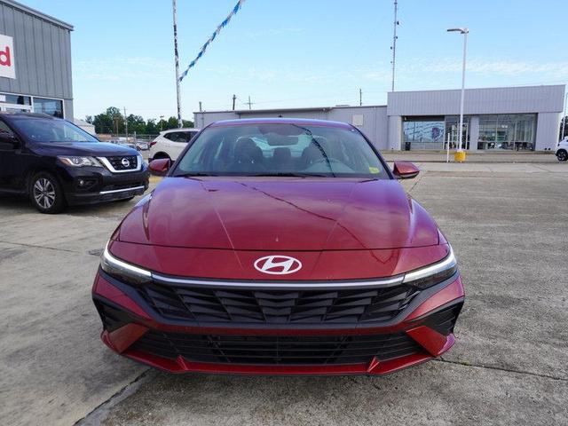2024 hyundai elantra hev blue