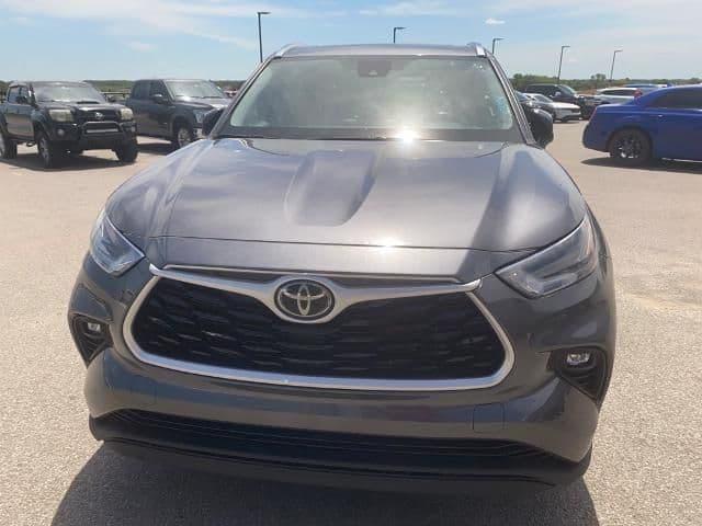 2021 toyota highlander xle in wellston, oklahoma