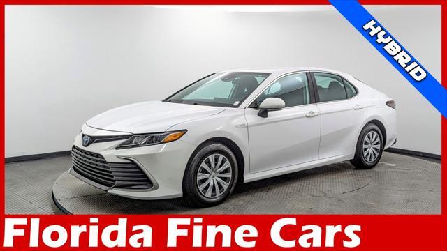 2021 toyota camry le