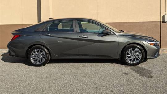 2025 Hyundai Elantra