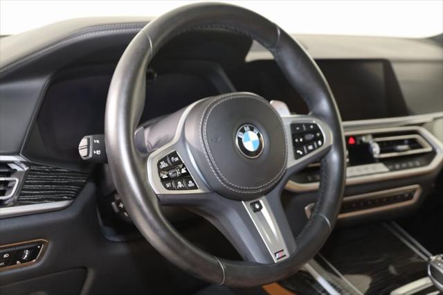 2022 bmw x7 m50i