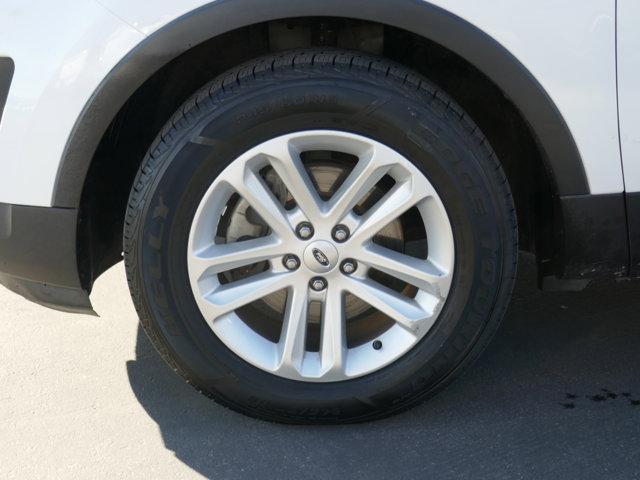 2017 ford explorer base