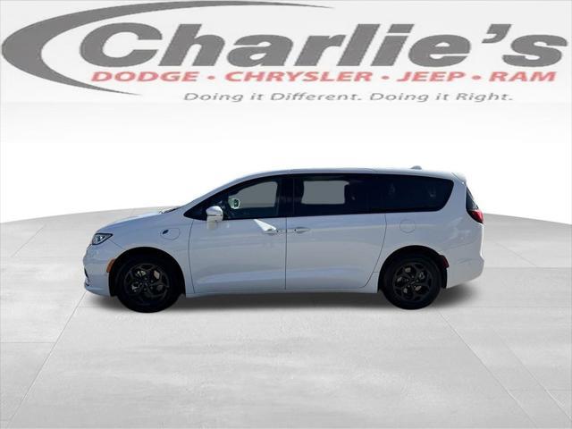 2022 chrysler pacifica hybrid limited