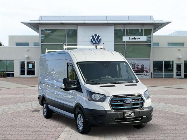 2022 ford transit-350 base