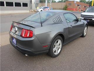 2010 Ford Mustang v6