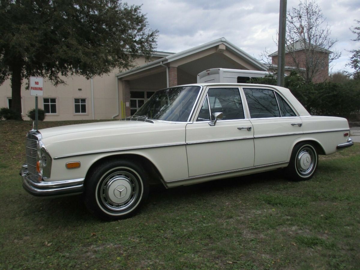 1971 mercedes benz 280 se sedan only 59 k miles 100 % rust free and original