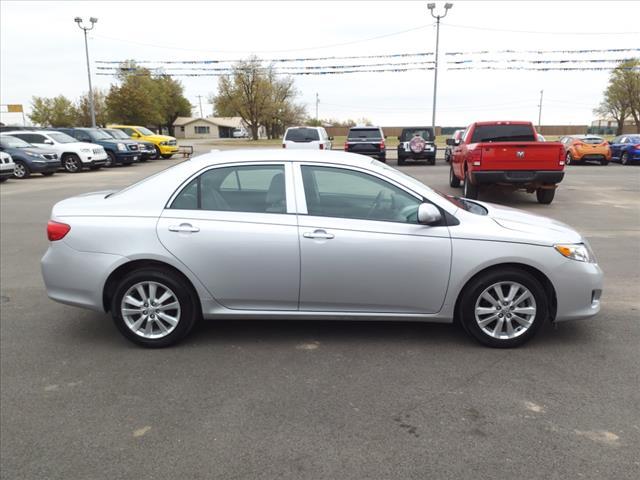 2009 toyota corolla le