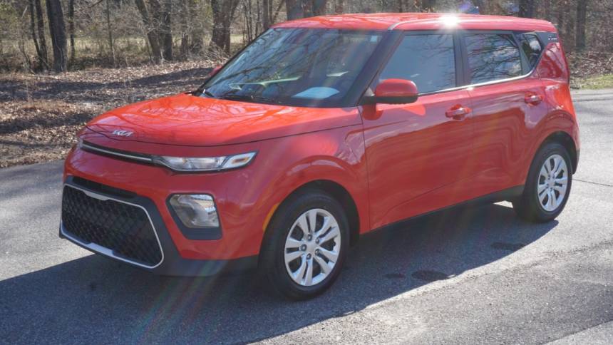 2022 kia soul lx