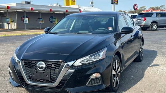 2022 Nissan Altima 2.5 sv