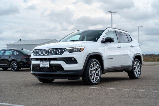 2022 jeep compass latitude lux