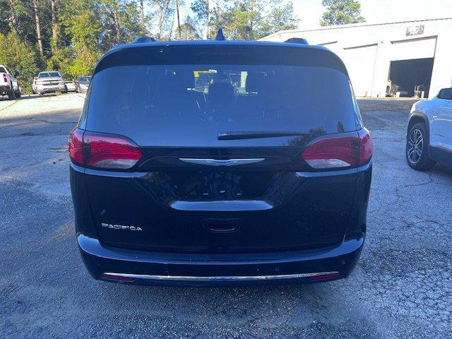 2018 chrysler pacifica touring-l
