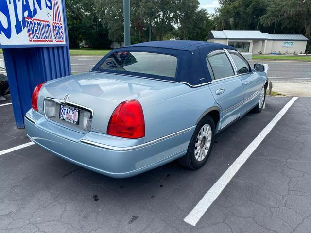 2006 lincoln town car signature