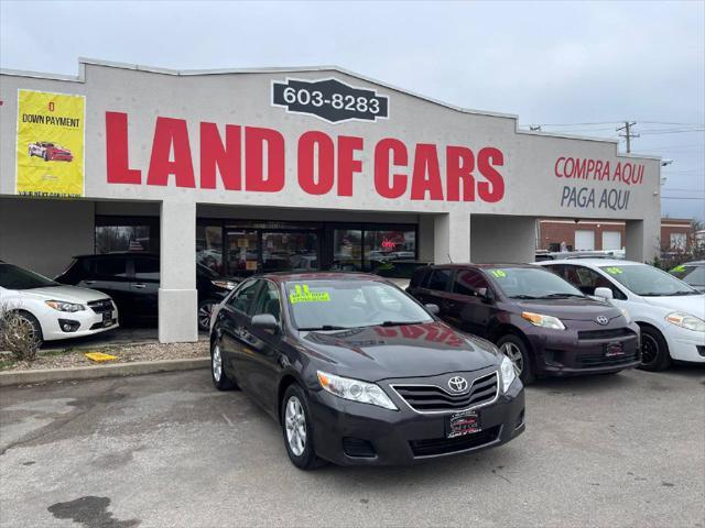 2011 toyota camry base