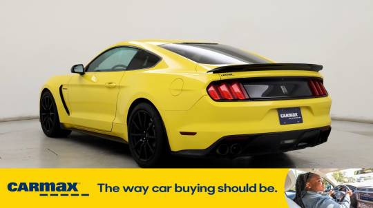 2017 Ford Mustang