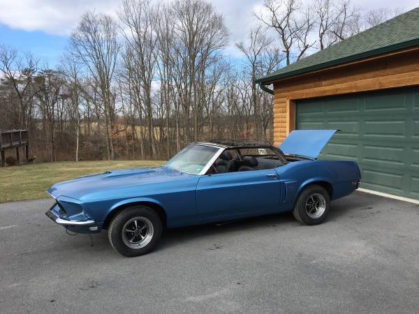 1969 mustang convertible 302, 3 speed, solid body, new paint, ford project cars