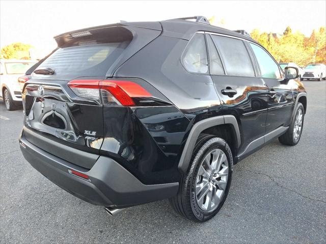 2022 toyota rav4 xle