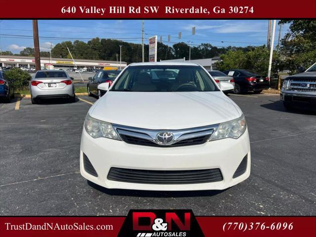 2014 toyota camry le