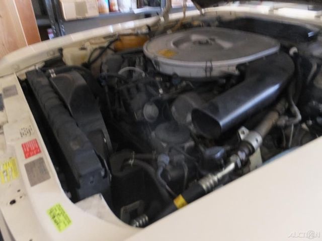 1984 mercedes-benz 380 2 dr convertible 3.8l v8 16v automatic rwd convertible