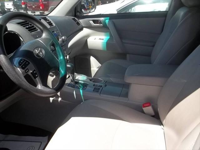 2012 toyota highlander se