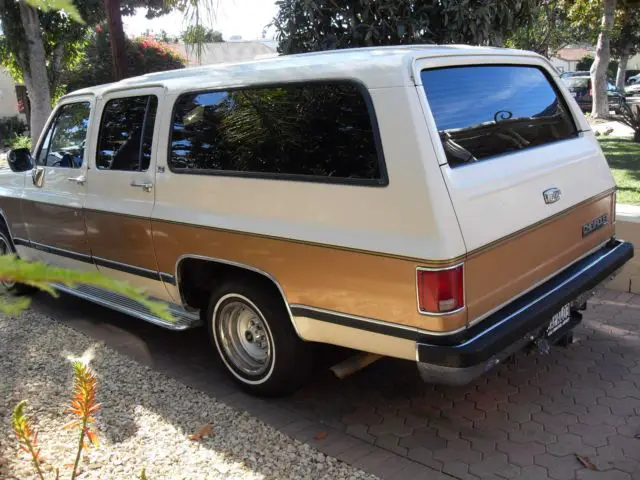 1990 chevy suburban silverado