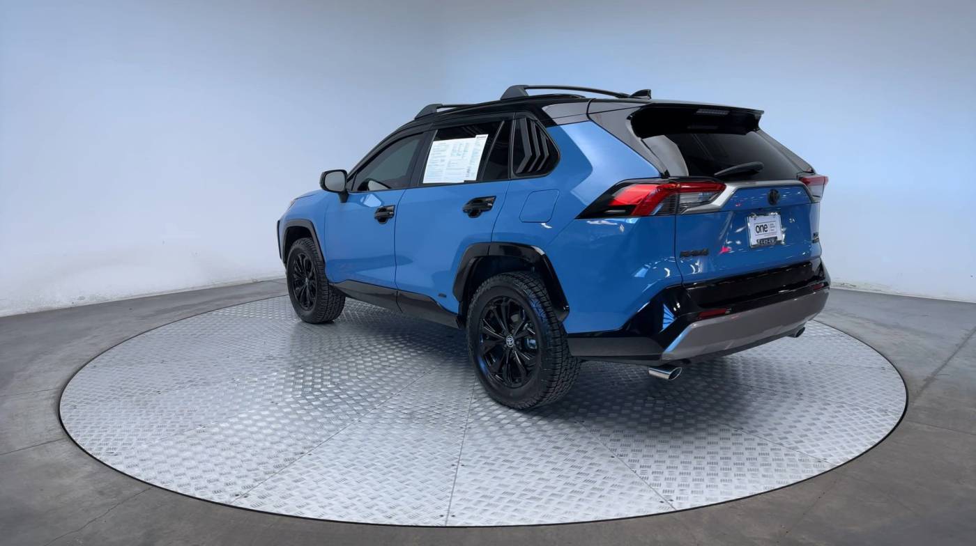 2022 toyota rav4 hybrid xse