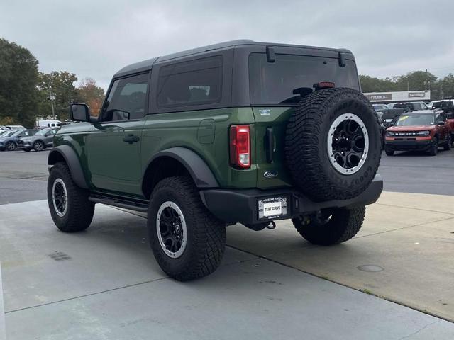 2023 ford bronco base