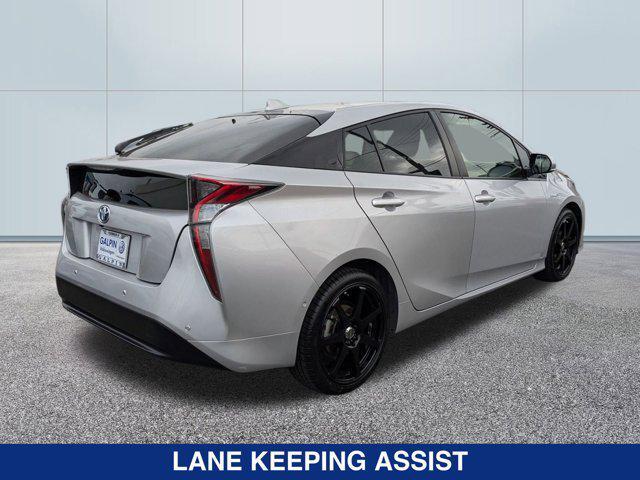 2018 toyota prius two