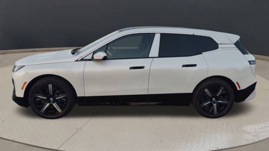 2025 BMW iX s