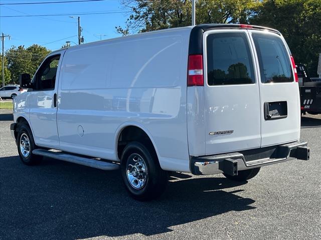 2022 chevrolet express 2500 work van