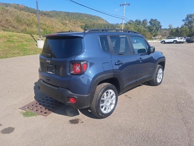 2023 jeep renegade latitude