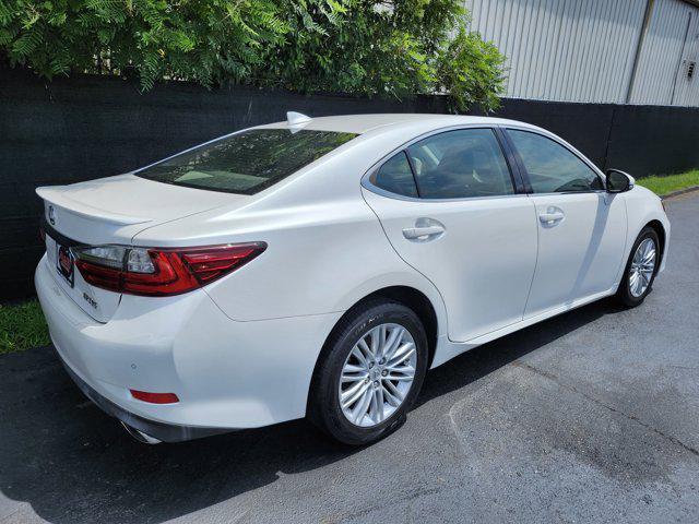 2016 lexus es 350 base