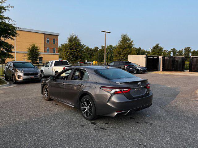 2023 toyota camry se