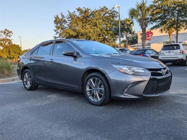 2017 toyota camry se
