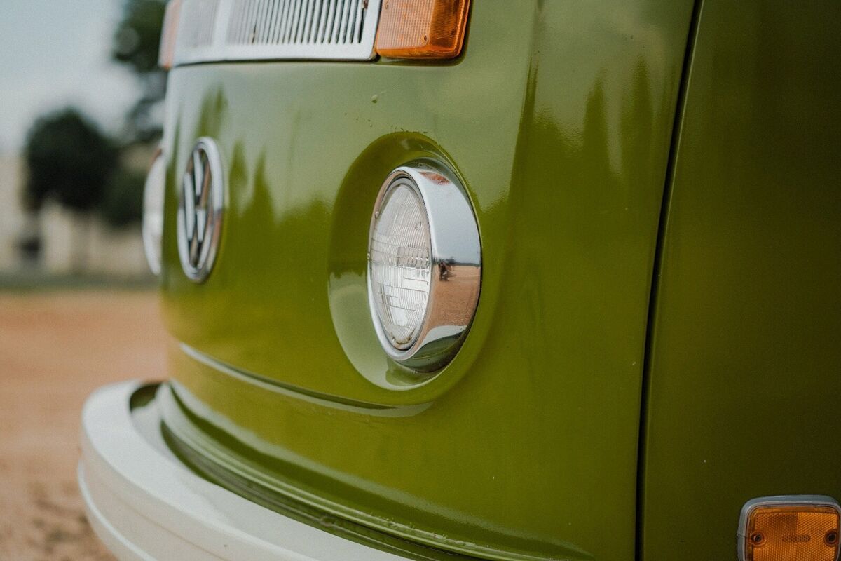 1976 volkswagen type 2 green rwd automatic vw bus westfalia