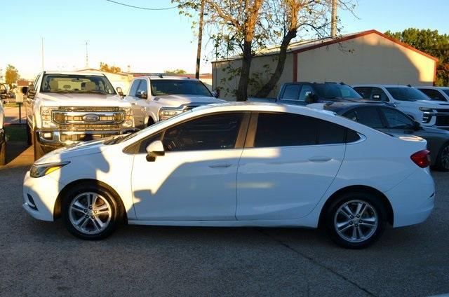 2017 chevrolet cruze lt