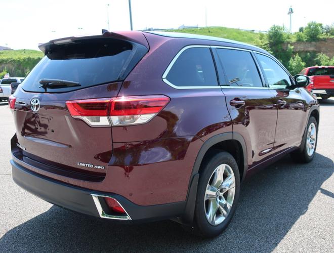 used 2017 toyota highlander limited south charleston, wv 25309 for sale in charleston, west virginia