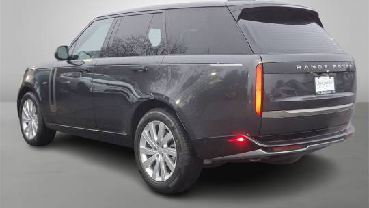 2025 Land Rover se
